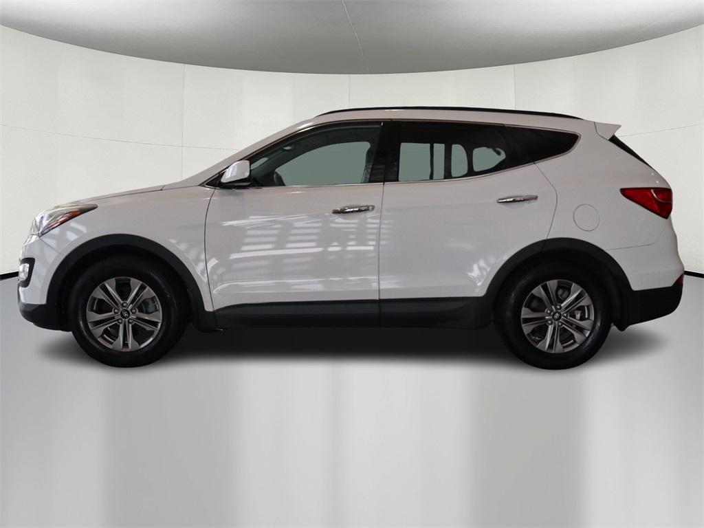 2016 Hyundai Santa Fe Sport 2.4 Base 4