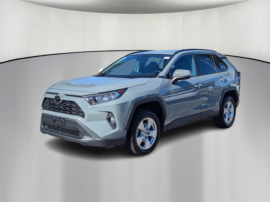 2021 Toyota RAV4 XLE 4