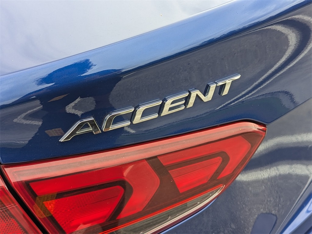 2021 Hyundai Accent SE 6