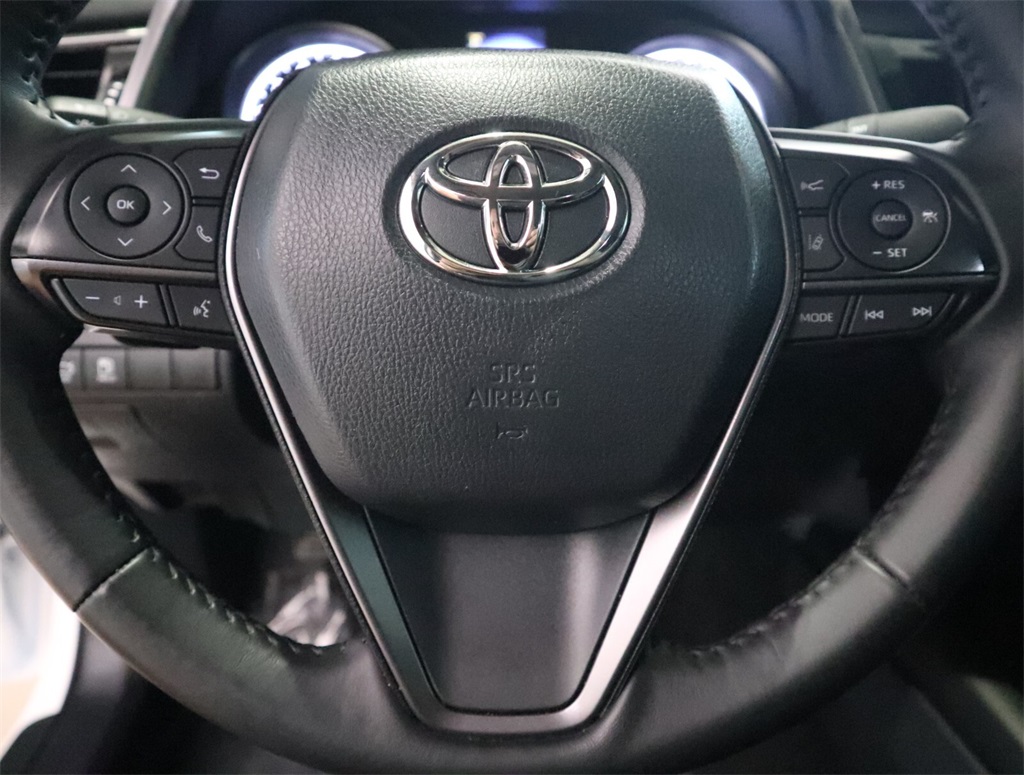 2024 Toyota Camry SE 12