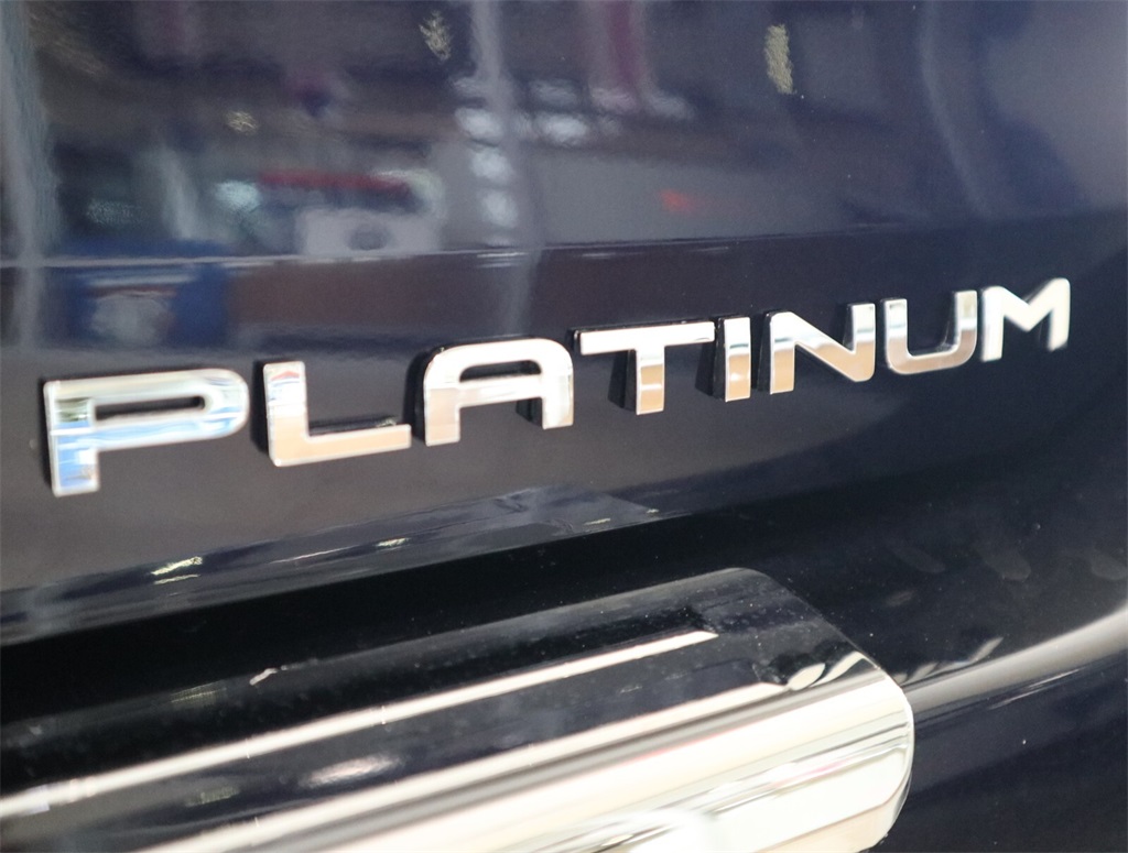 2023 Toyota Highlander Platinum 29