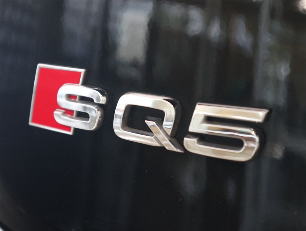 2022 Audi SQ5 Premium Plus 28