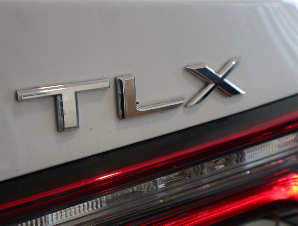 2023 Acura TLX Base 28