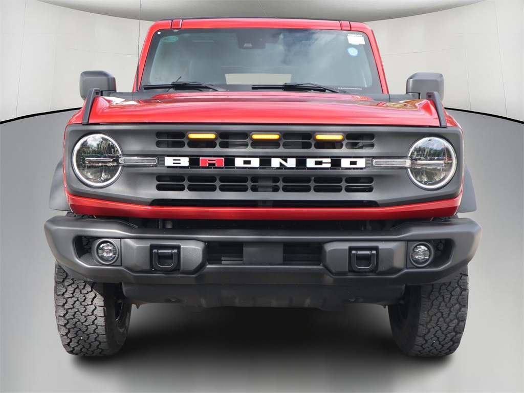 2022 Ford Bronco Black Diamond 2