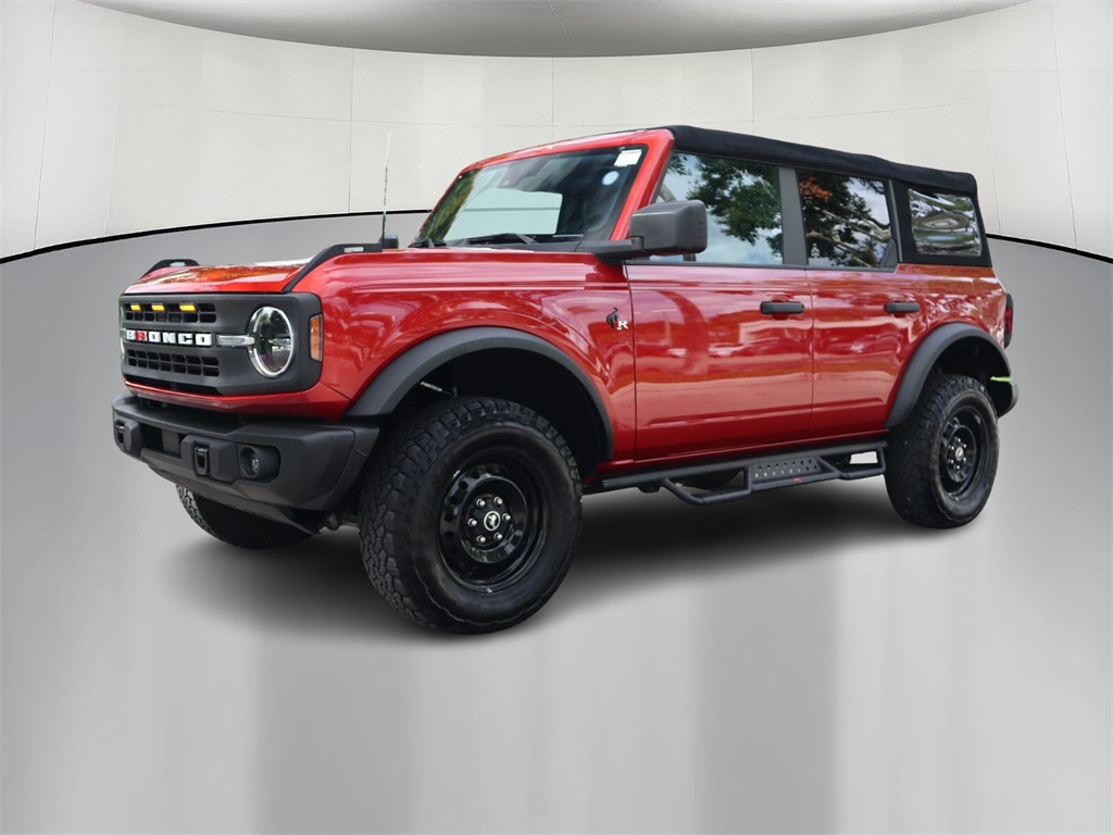 2022 Ford Bronco Black Diamond 3