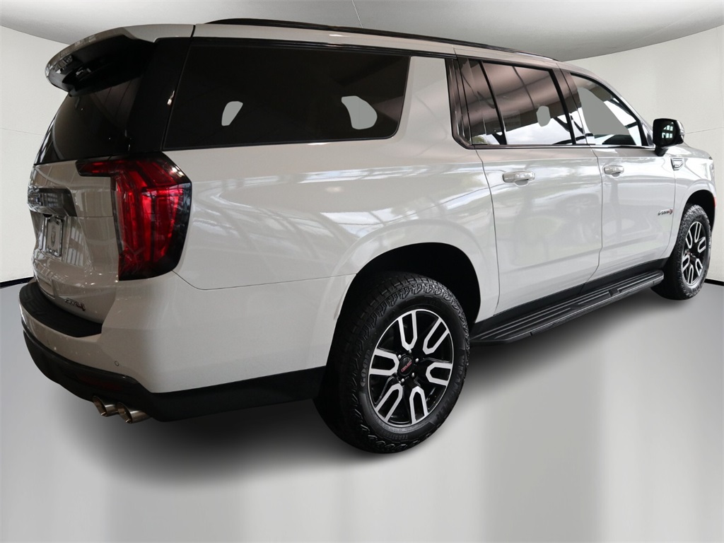 2024 GMC Yukon XL AT4 6