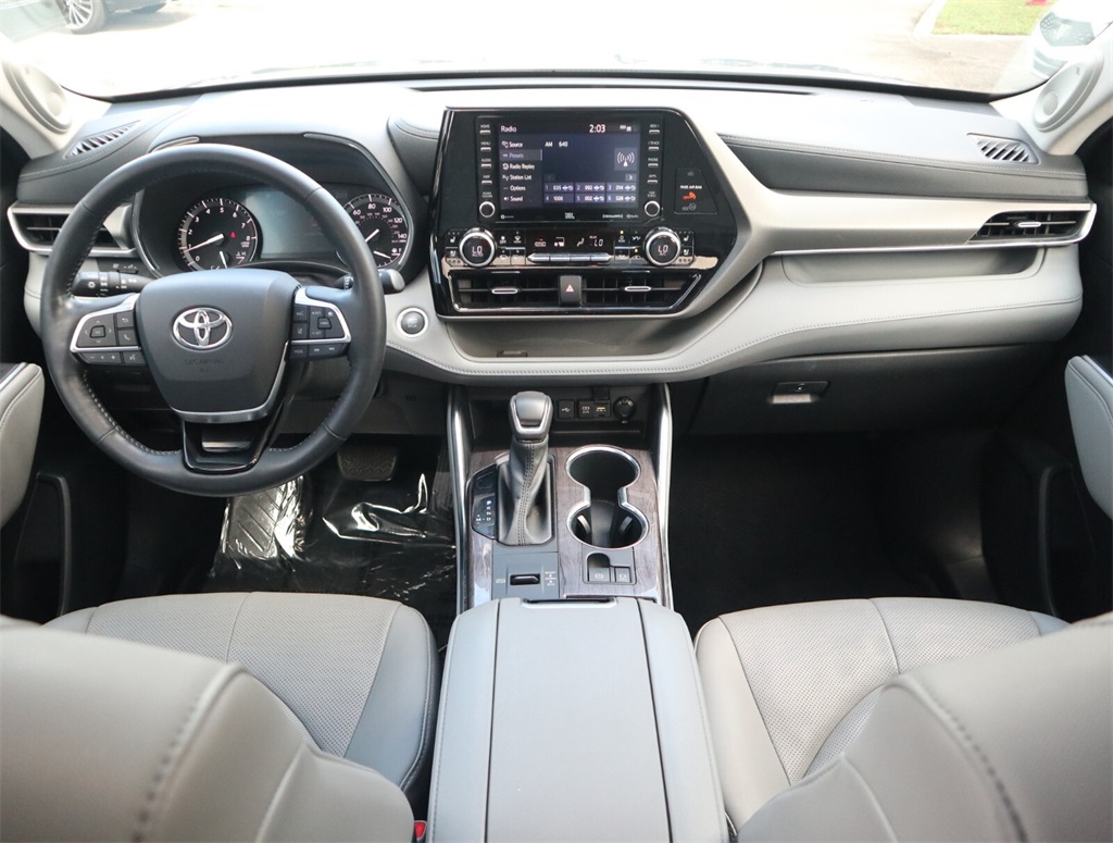 2021 Toyota Highlander Limited 13