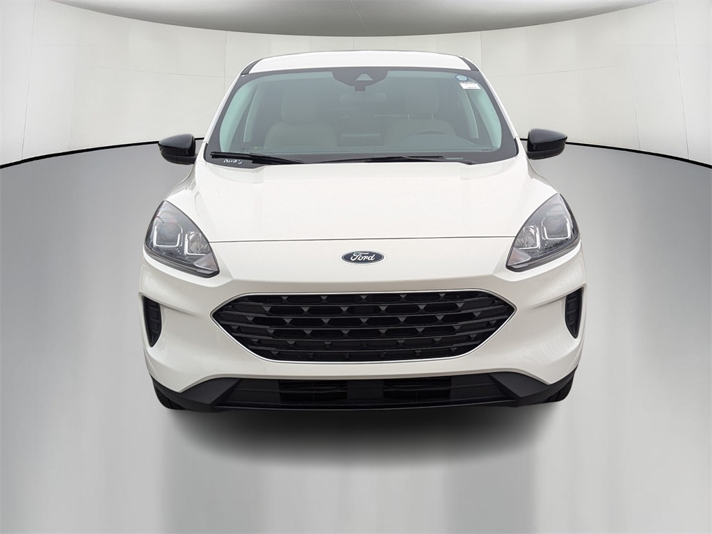 2022 Ford Escape SE 2