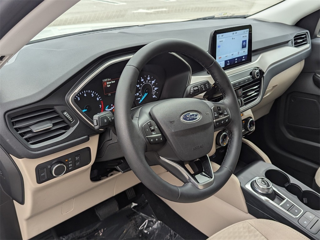 2022 Ford Escape SE 12