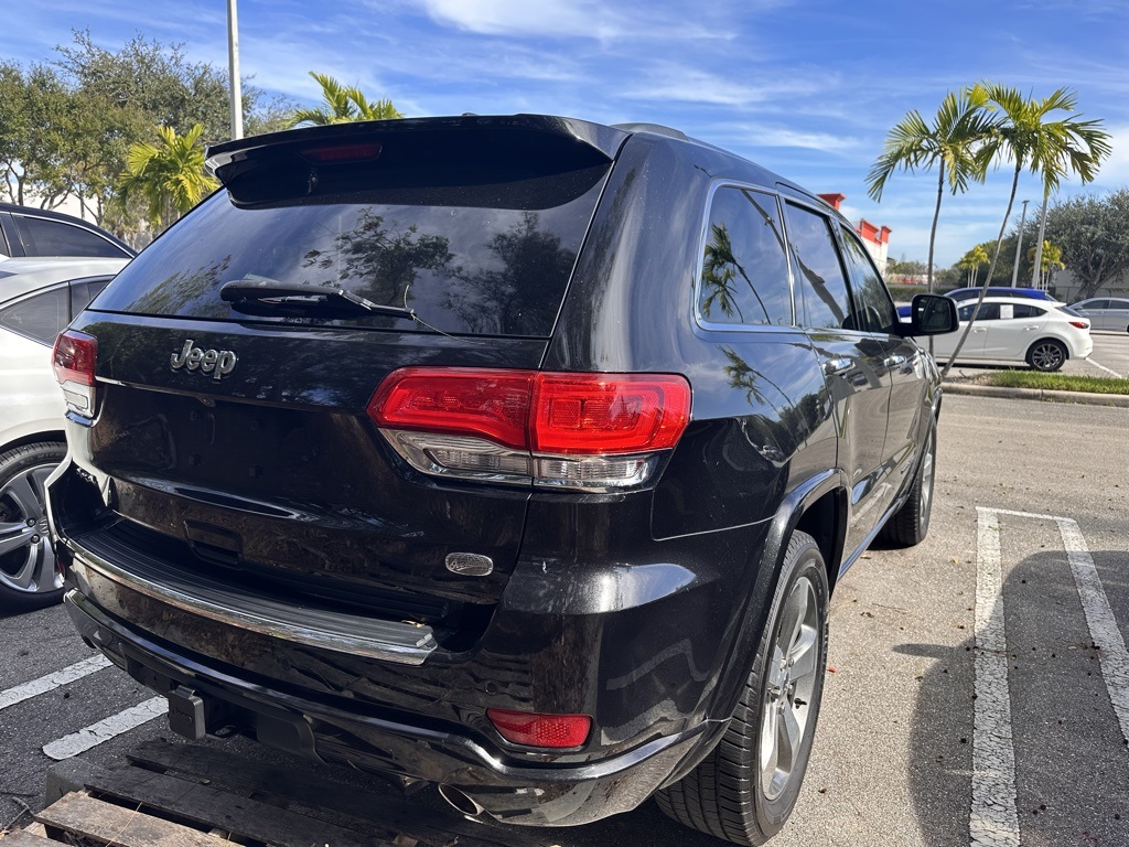 2014 Jeep Grand Cherokee Overland 1