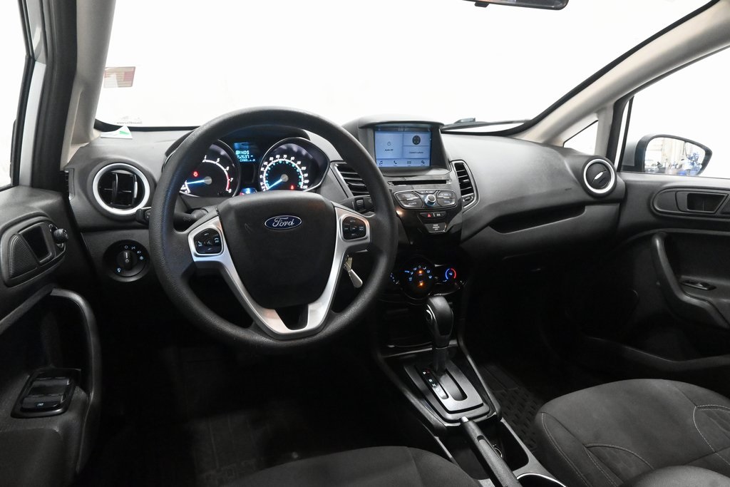 2019 Ford Fiesta SE 8