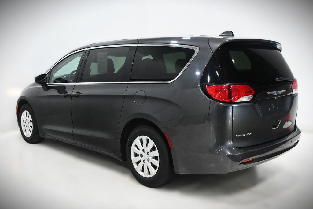 2019 Chrysler Pacifica L 4