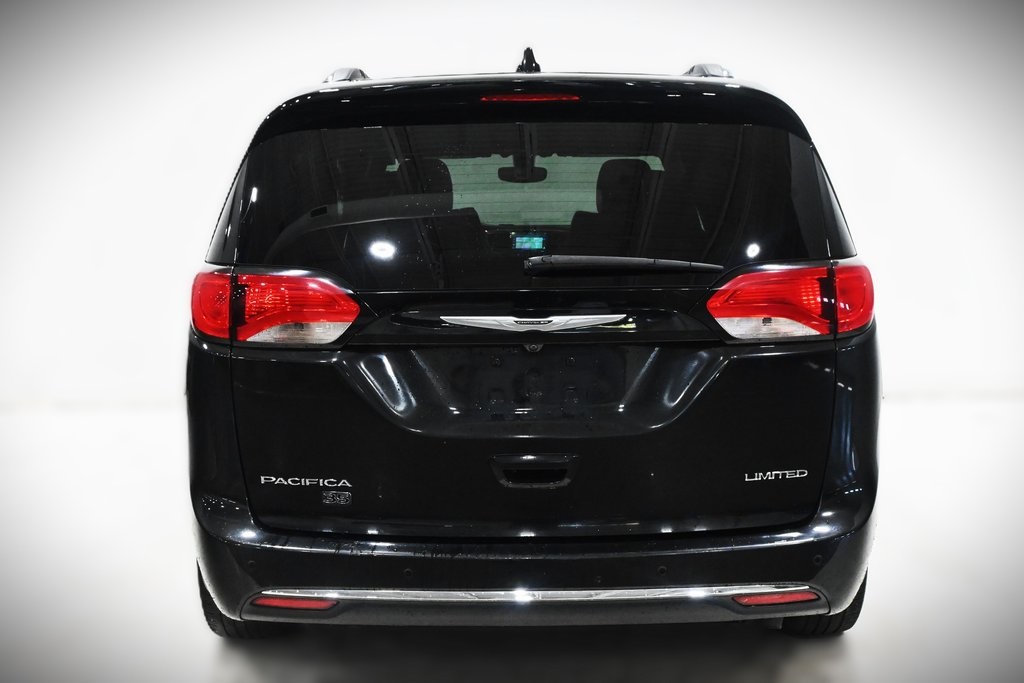 2020 Chrysler Pacifica Limited 4