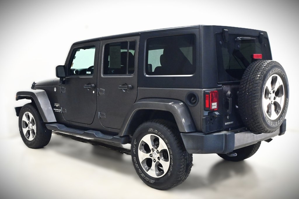 2017 Jeep Wrangler Unlimited Sahara 3