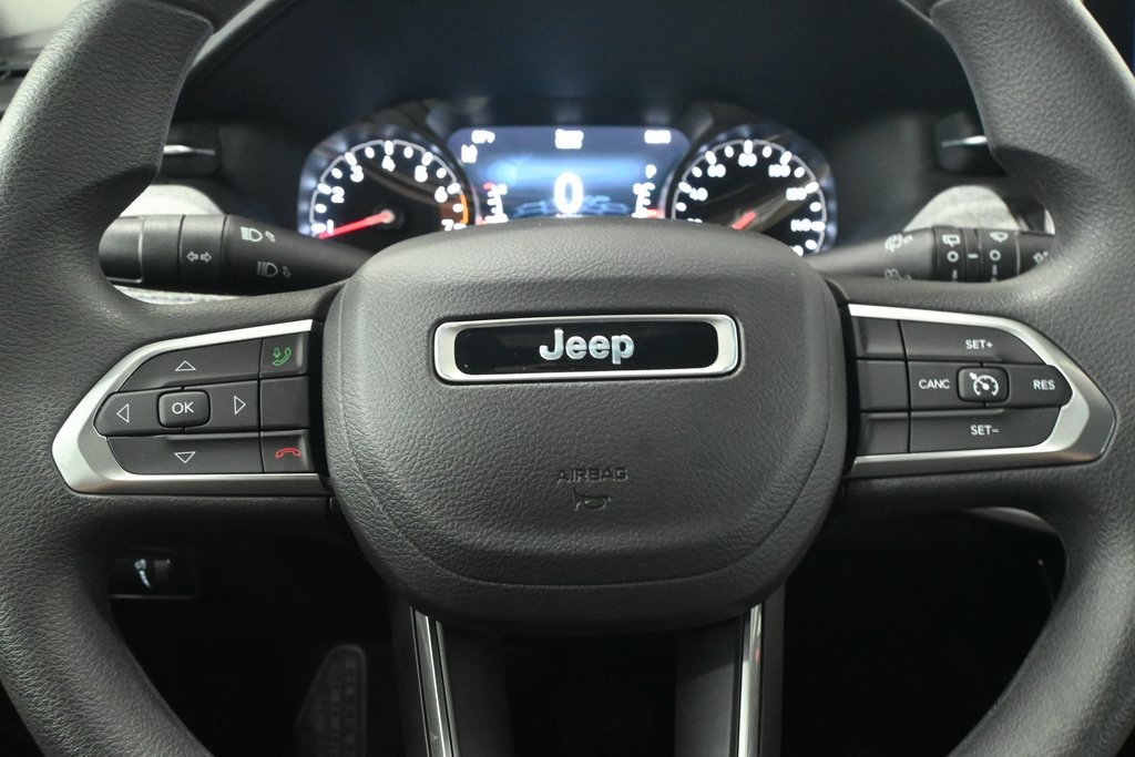 2024 Jeep Compass Sport 9