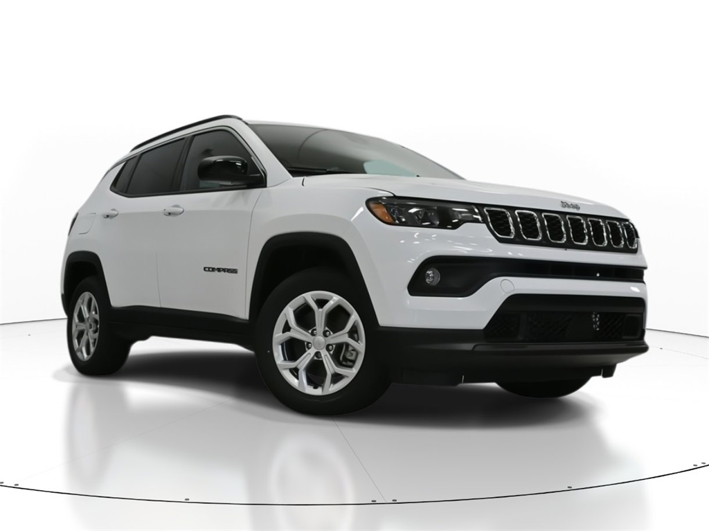 2024 Jeep Compass Latitude 1