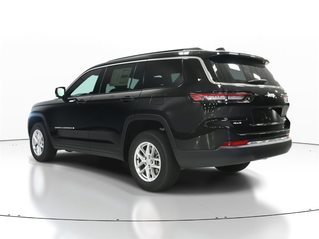 2024 Jeep Grand Cherokee L Laredo 3