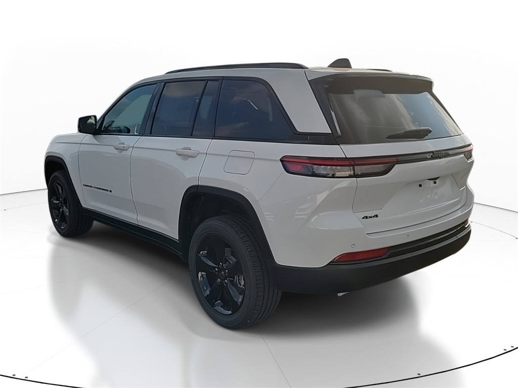 2024 Jeep Grand Cherokee Altitude X 5