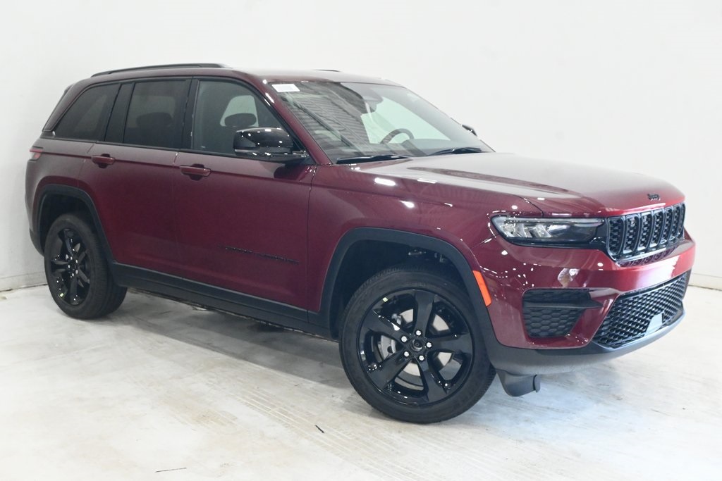 2024 Jeep Grand Cherokee Altitude X 1