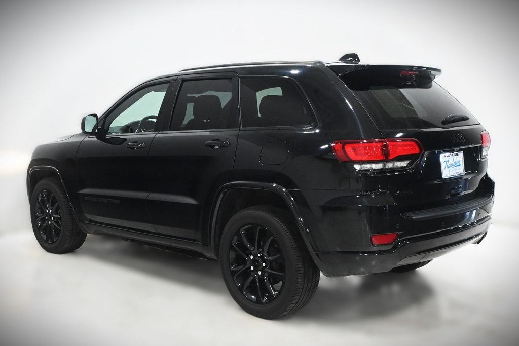 2019 Jeep Grand Cherokee Altitude 4