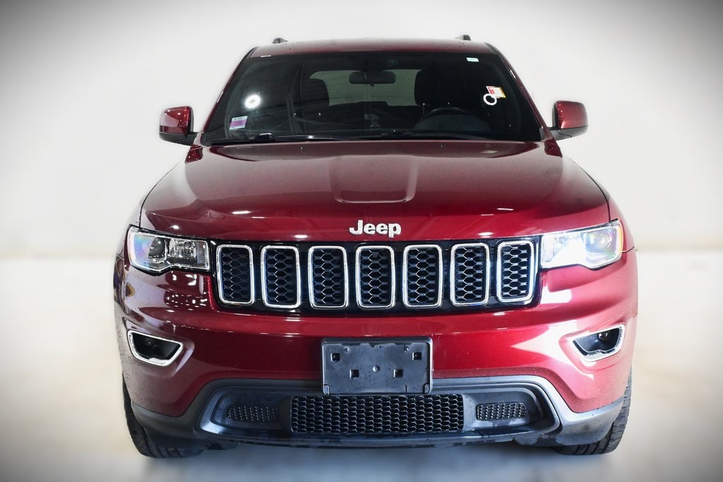 2019 Jeep Grand Cherokee Laredo E 2