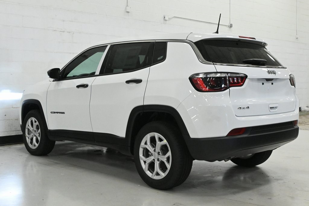 2025 Jeep Compass Sport 3