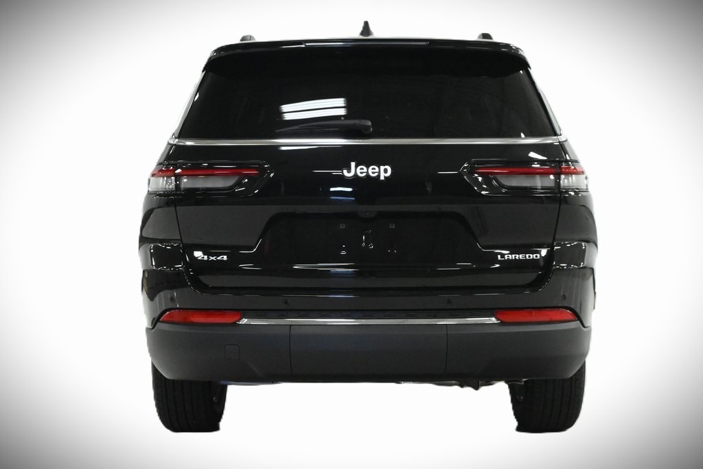 2025 Jeep Grand Cherokee L Laredo 4