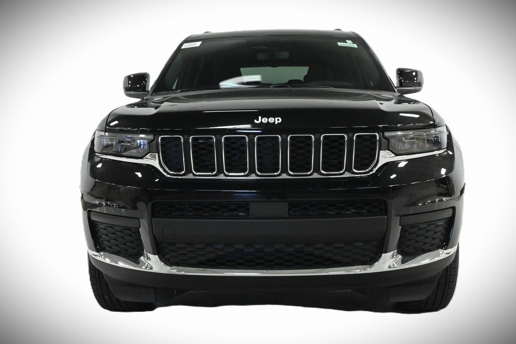 2025 Jeep Grand Cherokee L Laredo 2