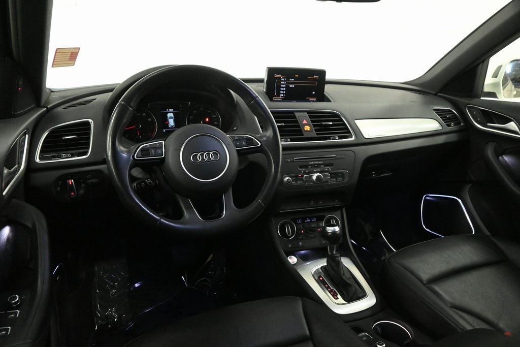 2018 Audi Q3 2.0T Premium 7