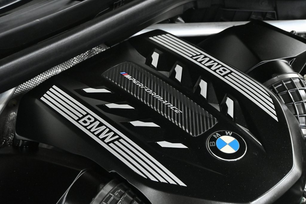 2021 BMW X6 M50i 8