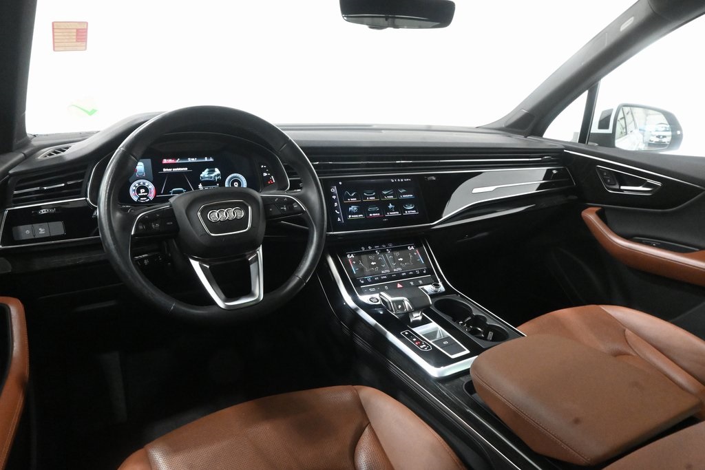 2021 Audi Q7 55 Premium Plus 9