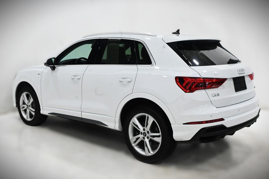 2022 Audi Q3 Premium 4