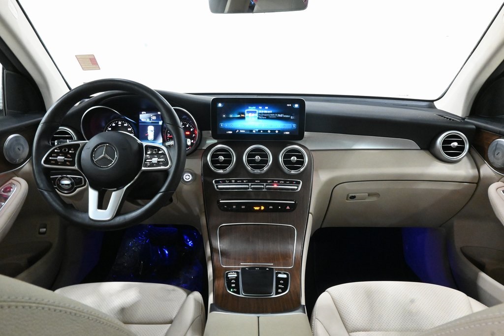 2021 Mercedes-Benz GLC GLC 300 7