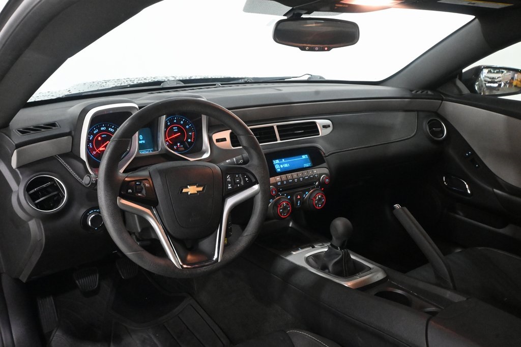 2012 Chevrolet Camaro 1LS 6