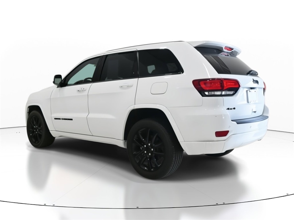 2021 Jeep Grand Cherokee Laredo X 3