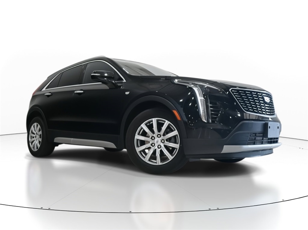 2023 Cadillac XT4 Premium Luxury 1