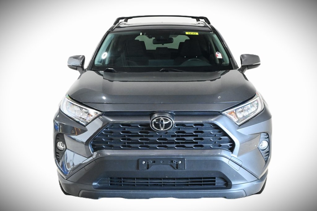 2019 Toyota RAV4 XLE 2