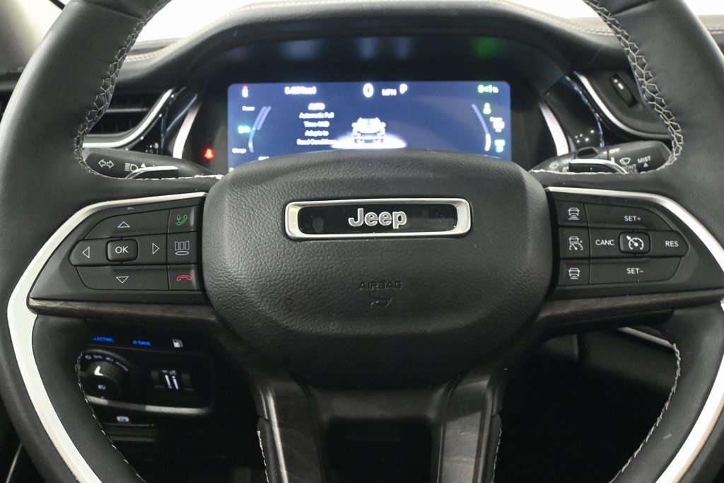 2023 Jeep Grand Cherokee Base 4xe 11