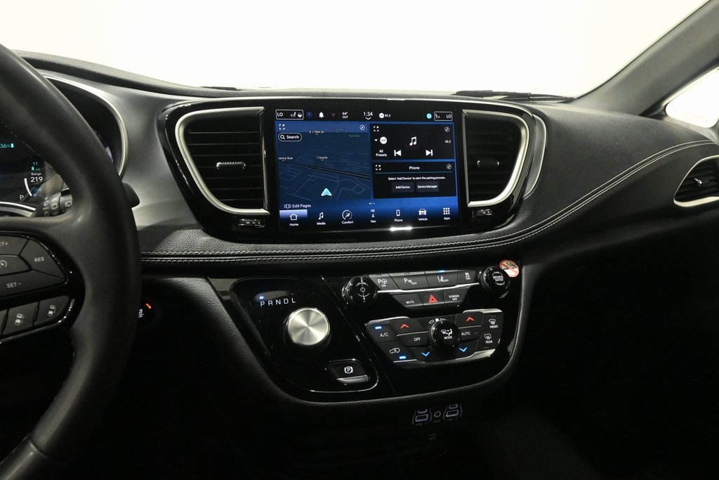 2022 Chrysler Pacifica Hybrid Touring L 12