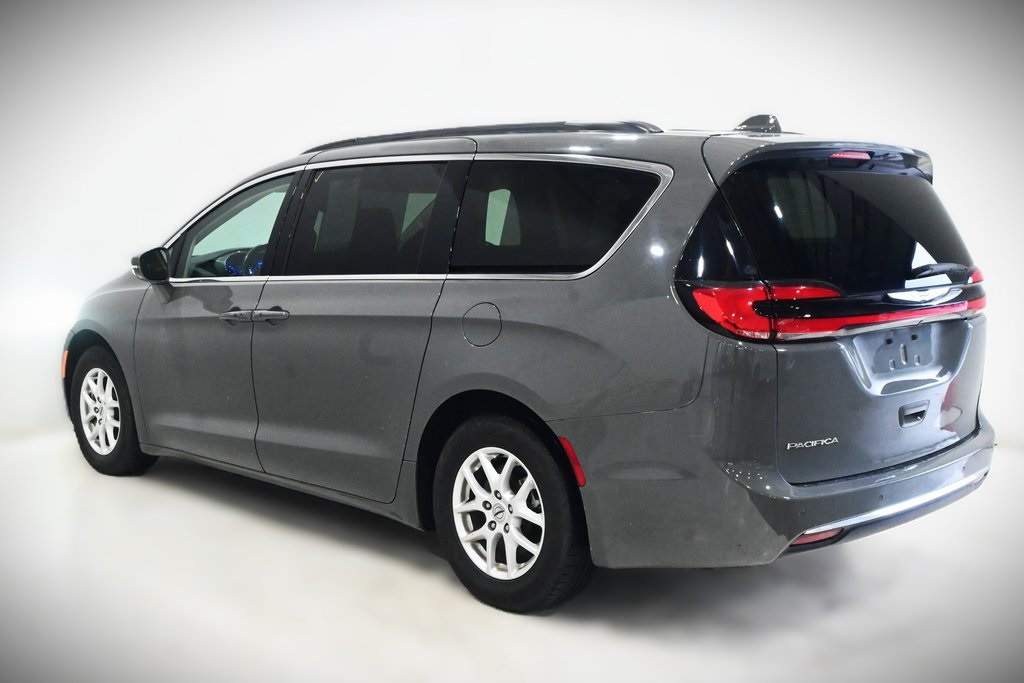 2022 Chrysler Pacifica Touring L 3