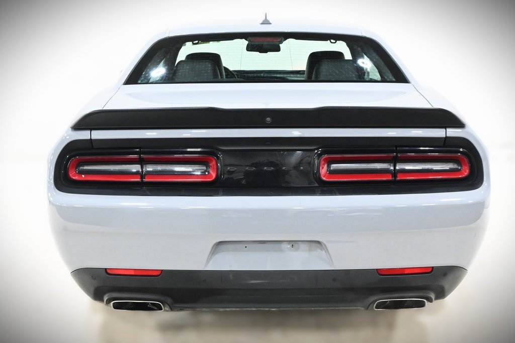 2022 Dodge Challenger R/T 4