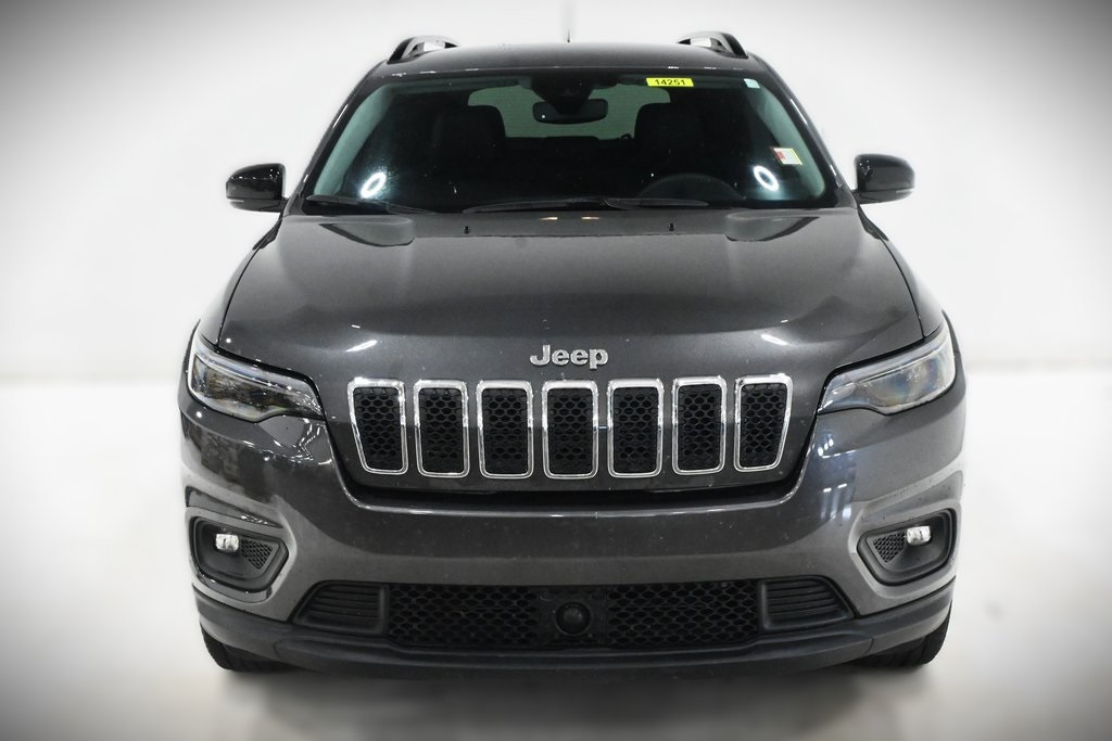 2022 Jeep Cherokee Latitude Lux 2