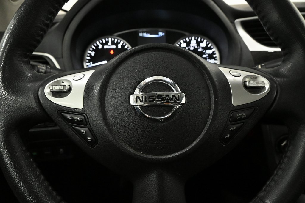 2016 Nissan Sentra SV 9