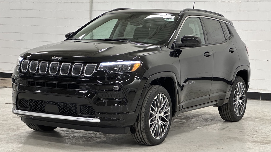 2022 Jeep Compass Limited 3