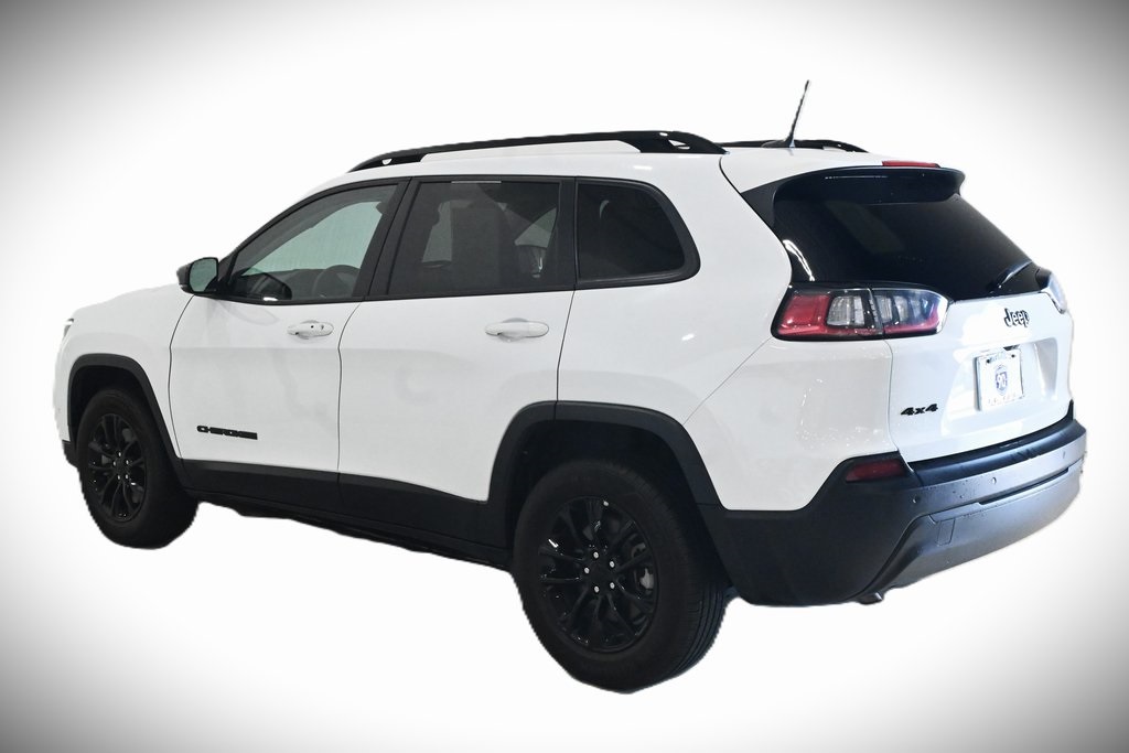 2023 Jeep Cherokee Altitude 3