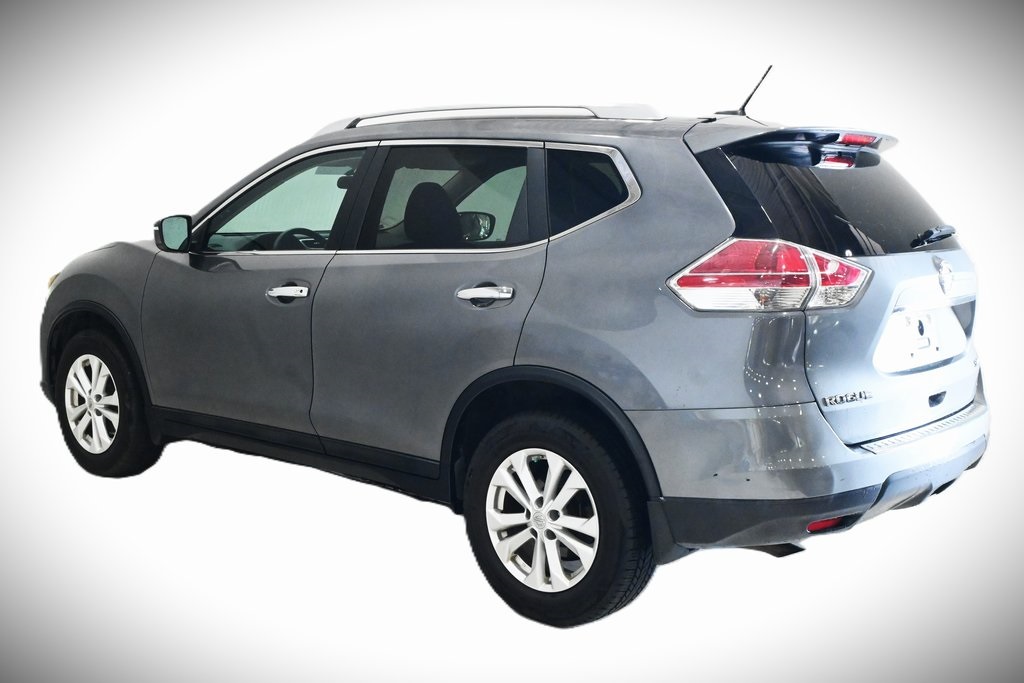 2015 Nissan Rogue SV 3