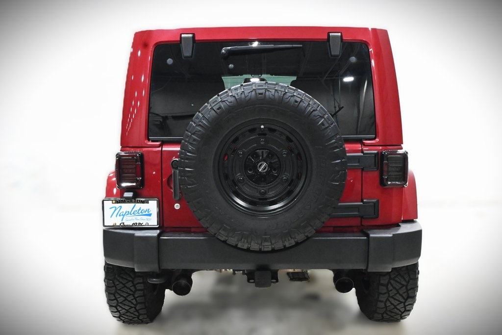 2012 Jeep Wrangler Unlimited Sahara 4