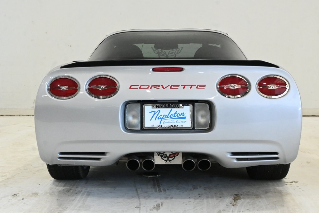 1998 Chevrolet Corvette Base 4