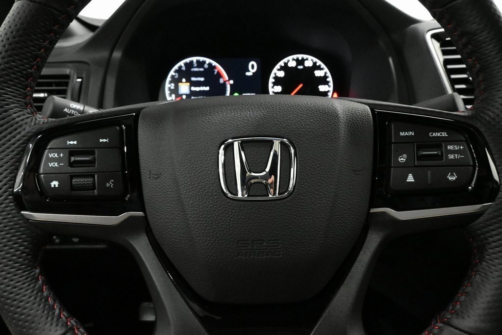 2025 Honda Ridgeline Black Edition 10