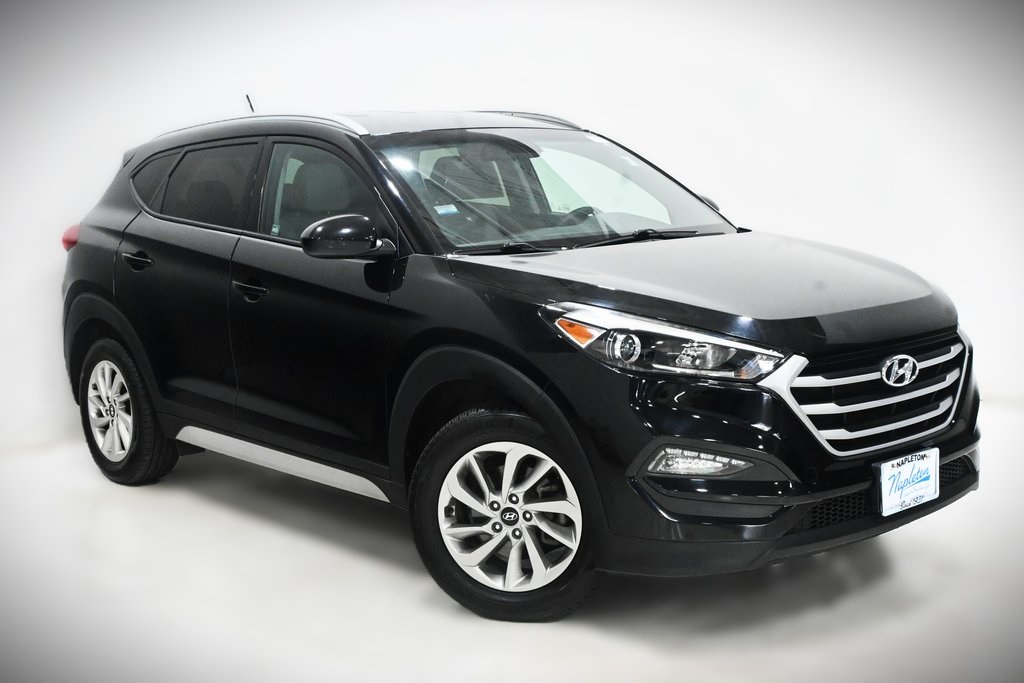 2017 Hyundai Tucson SE 1